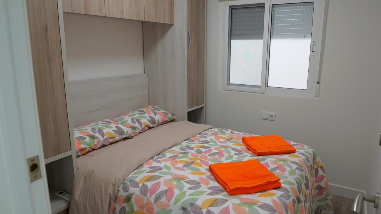 Stylish & Spacious Family Apartment Near Beach & Vibrant Historic Market Alicante Exterior foto